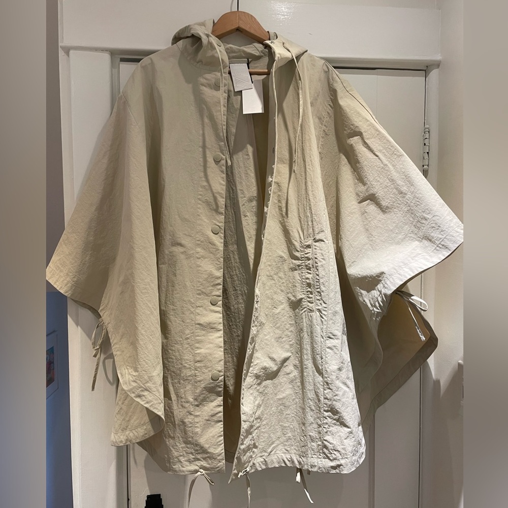 Noize Cream Hooded Poncho